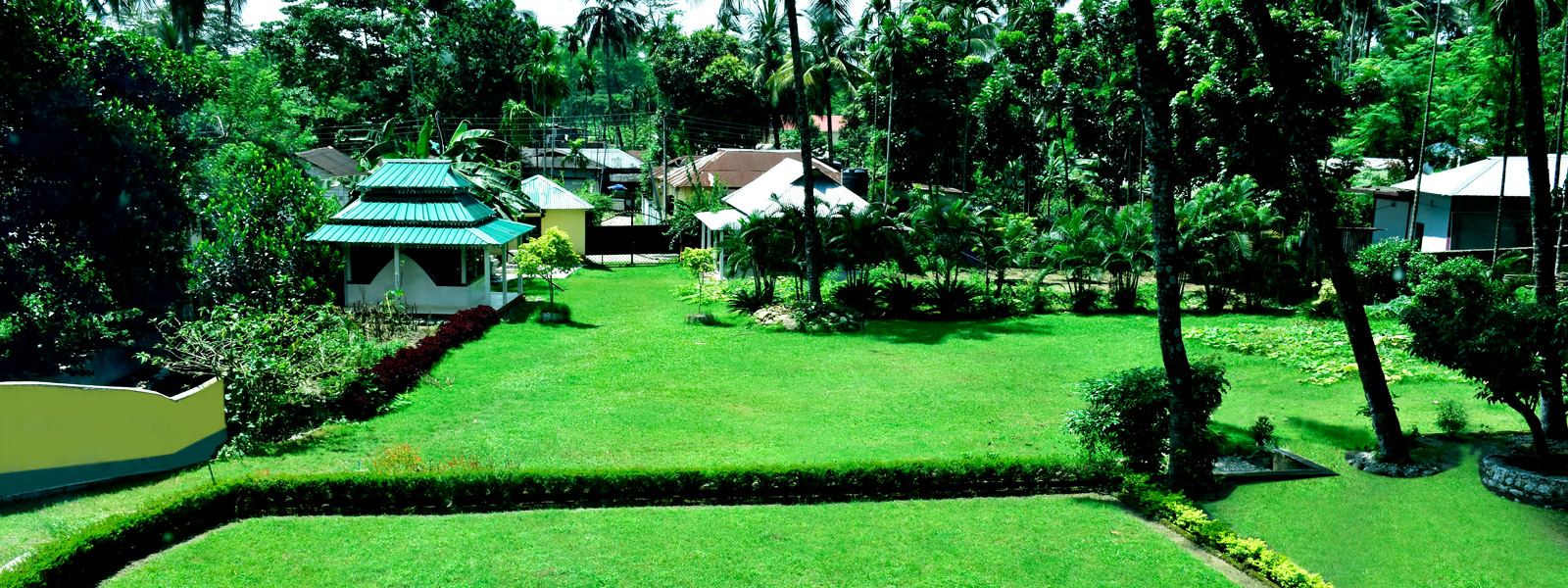 Slide02